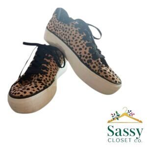 ✨ RESTRICTED Animal Print Lace Up Sneakers 7 EUC Leopard Tan Black 🐆